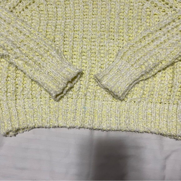 Aritzia Wilfred Confetti Chunky Knit Cropped Yellow Sweater size XXSmall - Picture 10 of 15